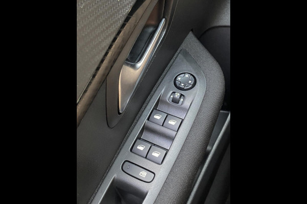 Peugeot 208 1.2 PureTech Active Pack 27.000 KM - Apple CarPlay / Navigatie I Airco I LED I Sport velgen I Dealer onderhouden