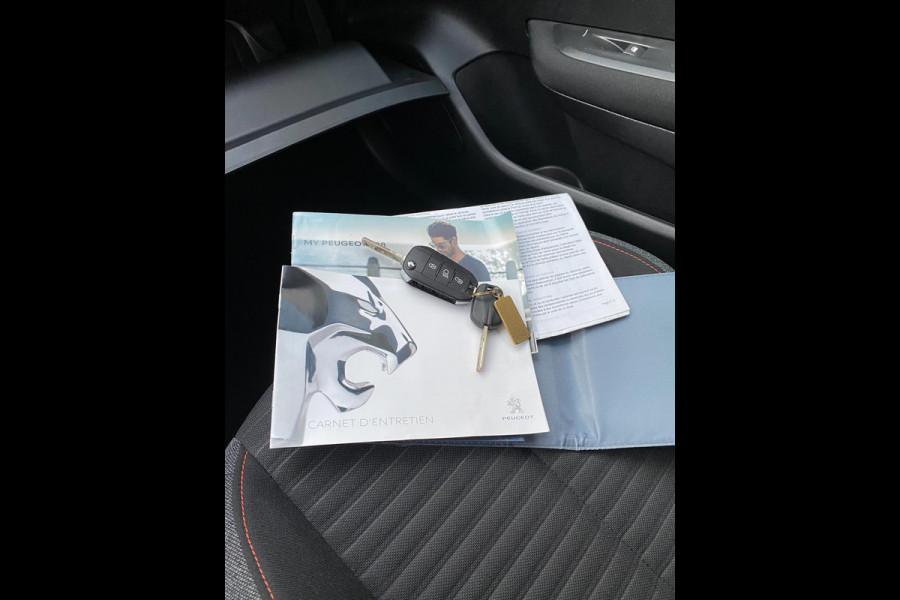 Peugeot 208 1.2 PureTech Active Pack 27.000 KM - Apple CarPlay / Navigatie I Airco I LED I Sport velgen I Dealer onderhouden