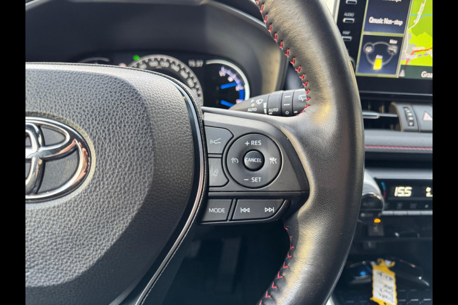 Toyota RAV4 2.5 Plug-in Hybrid AWD Style | Trekhaak, Head up display, Dodehoekherkenning, Parkeersensoren, Stoel + Stuurverwarming