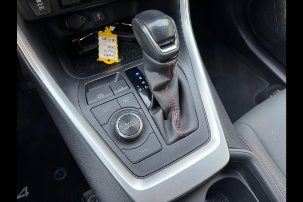 Toyota RAV4 2.5 Plug-in Hybrid AWD Style | Trekhaak, Head up display, Dodehoekherkenning, Parkeersensoren, Stoel + Stuurverwarming