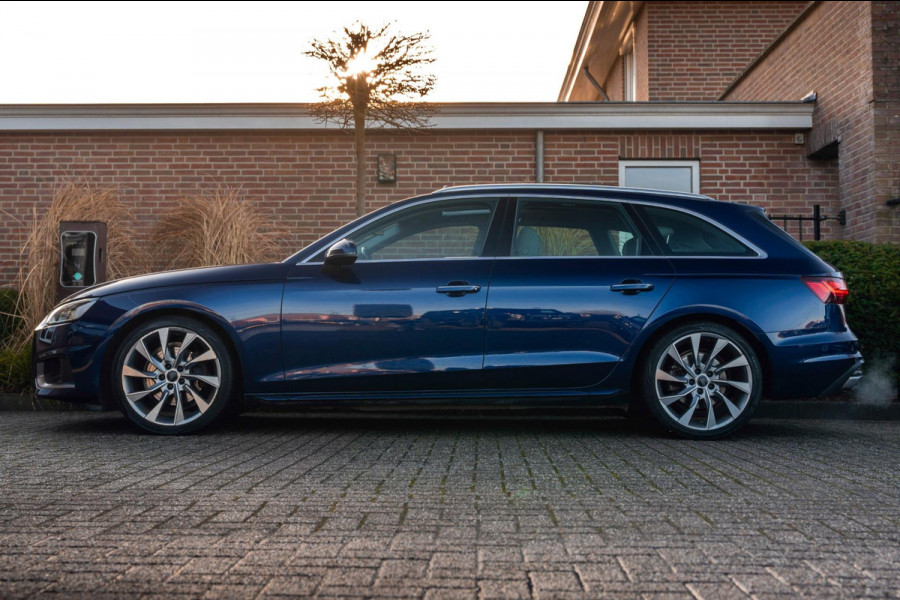 Audi A4 Avant 35 TFSI Advanced Mild-Hybrid | 150 PK | Pano | Leder | Elek. Trekhaak | Virtual | 19''