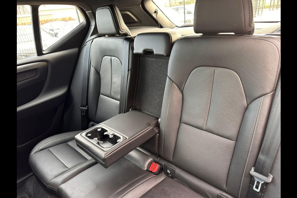 Volvo XC40 Recharge P8 AWD R-Design | SOH: 92,1% | Leder | Two Tone | Adaptive CC | Camera | BlindSpot |