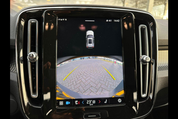 Volvo XC40 Recharge P8 AWD R-Design | SOH: 92,1% | Leder | Two Tone | Adaptive CC | Camera | BlindSpot |