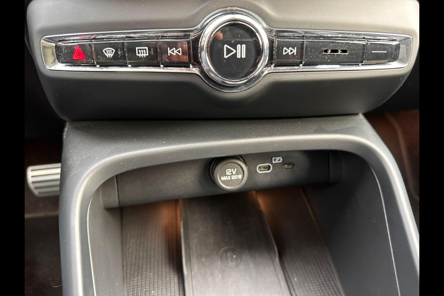 Volvo XC40 Recharge P8 AWD R-Design | SOH: 92,1% | Leder | Two Tone | Adaptive CC | Camera | BlindSpot |