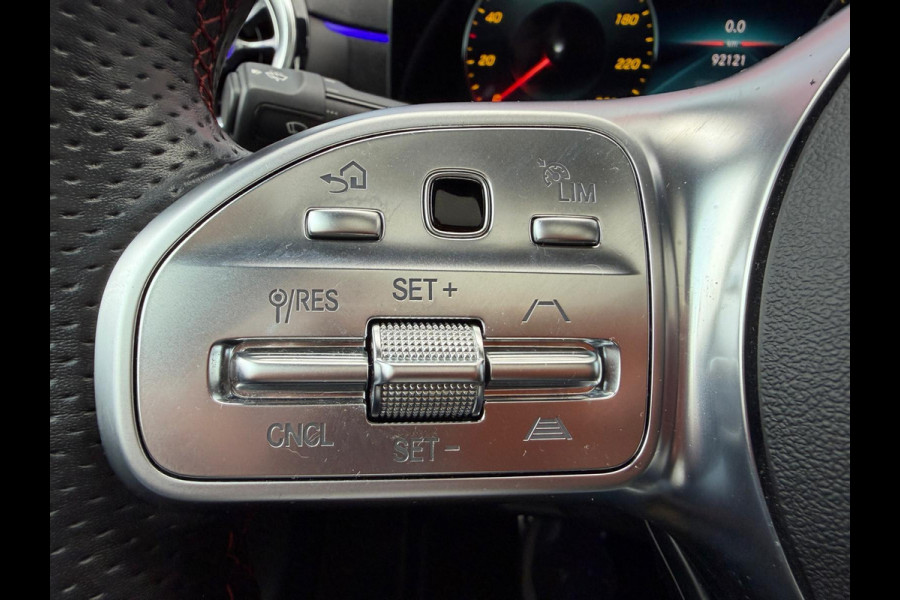 Mercedes-Benz A-Klasse 250 e AMG /Panorama/ Memory