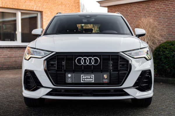 Audi Q3 45 TFSI e S Edition 245 PK 3x S-Line ACC Ambiance Black Optic Keyless Camera 19''