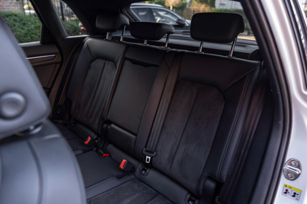 Audi Q3 45 TFSI e S Edition 245 PK 3x S-Line ACC Ambiance Black Optic Keyless Camera 19''