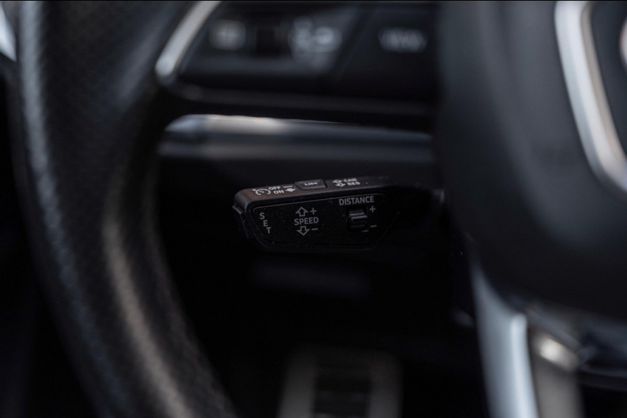 Audi Q3 45 TFSI e S Edition 245 PK 3x S-Line ACC Ambiance Black Optic Keyless Camera 19''