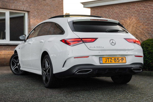 Mercedes-Benz CLA-Klasse Shooting Brake 250 e AMG Night Pakket Pano Leder Widescreen Stoelverwarming Camera 18''