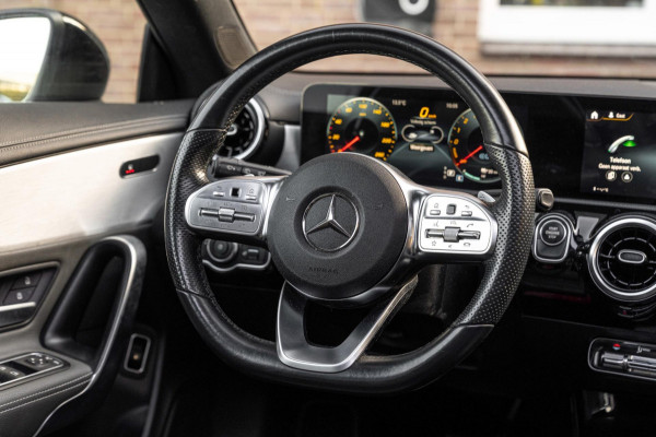 Mercedes-Benz CLA-Klasse Shooting Brake 250 e AMG Night Pakket Pano Leder Widescreen Stoelverwarming Camera 18''
