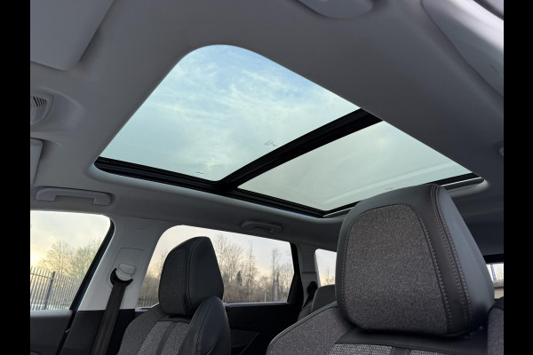 Peugeot 5008 1.2 PureTech Allure 1e Eigenaar,7 Persoons,Afn.Trekhaak,360° Camera,Pano,Apple Carplay/Android Auto,Navi,Clima,Cruise,Halfleder,N.A.P,Dealer Onderhouden,Pdc V+A,Lm velgen Extra,N.A.P,Nieuwe Apk Bij Aflevering