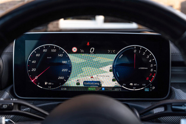 Mercedes-Benz C-Klasse Estate 300 e AMG Line 313 PK Pano 360 Camera Head-Up Ambiance Carbon 18''