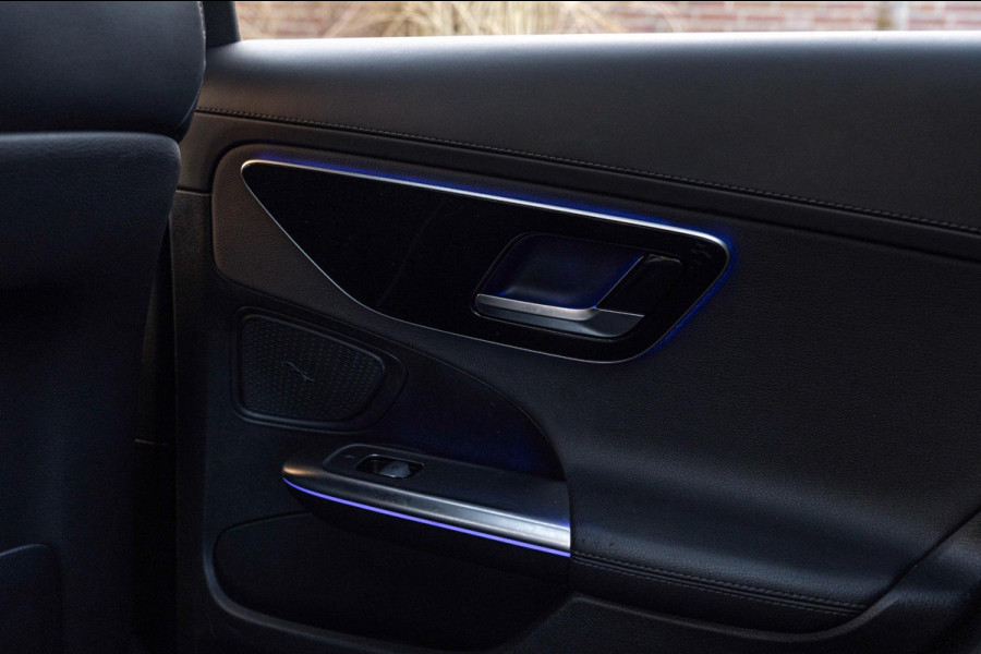 Mercedes-Benz C-Klasse Estate 300 e AMG Line 313 PK Pano 360 Camera Head-Up Ambiance Carbon 18''