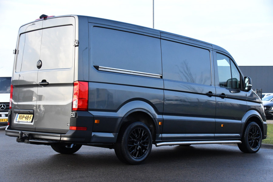 Volkswagen Crafter 2.0 TDI L3H2 Highline PB Edition Adaptieve Cruise, Camera, Carplay, LED, 177pk, Automaat, Voorruit verwarming, Sensoren, Trekhaak, Uniek!