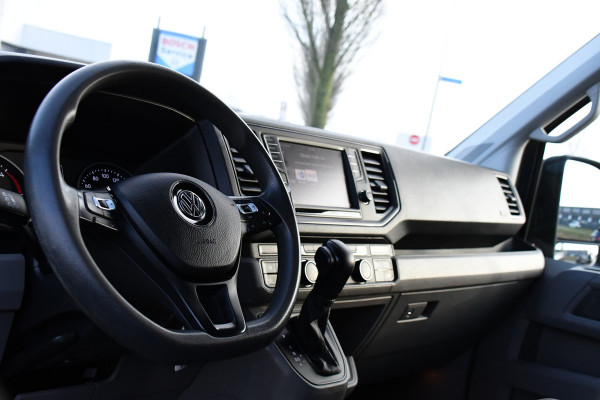 Volkswagen Crafter 2.0 TDI L3H2 Highline PB Edition Adaptieve Cruise, Camera, Carplay, LED, 177pk, Automaat, Voorruit verwarming, Sensoren, Trekhaak, Uniek!