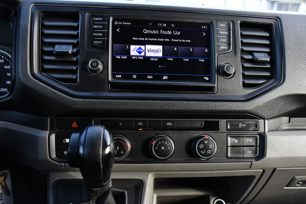 Volkswagen Crafter 2.0 TDI L3H2 Highline PB Edition Adaptieve Cruise, Camera, Carplay, LED, 177pk, Automaat, Voorruit verwarming, Sensoren, Trekhaak, Uniek!