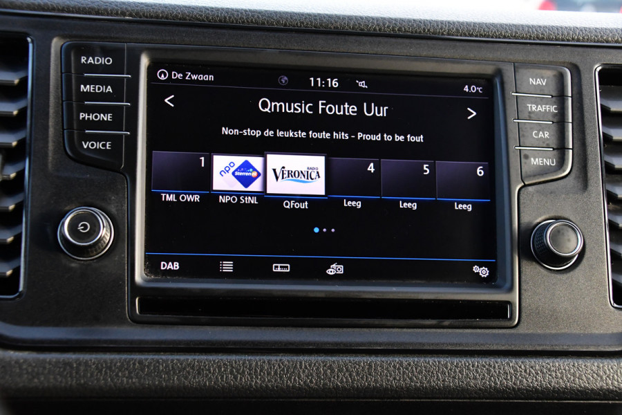 Volkswagen Crafter 2.0 TDI L3H2 Highline PB Edition Adaptieve Cruise, Camera, Carplay, LED, 177pk, Automaat, Voorruit verwarming, Sensoren, Trekhaak, Uniek!