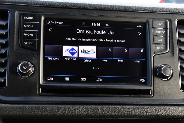 Volkswagen Crafter 2.0 TDI L3H2 Highline PB Edition Adaptieve Cruise, Camera, Carplay, LED, 177pk, Automaat, Voorruit verwarming, Sensoren, Trekhaak, Uniek!