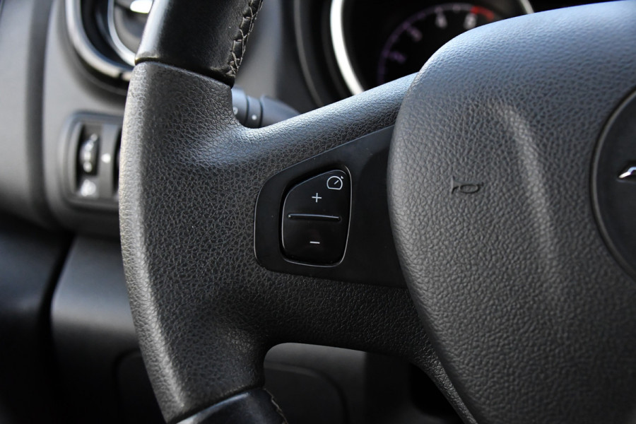 Opel Vivaro 1.6 CDTI L2H1 Sport Black Edition Camera, Cruise, 125pk, Multimedia, Trekhaak, LED, Sensoren, Trekhaak, Uniek!
