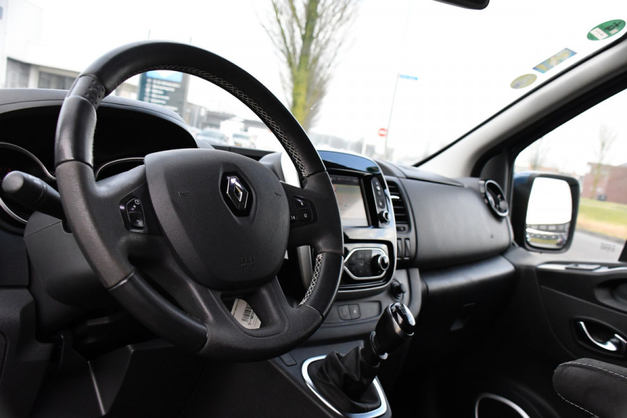 Renault Trafic 2.0 dCi 145 T29 L2H1 DC Luxe PB Edition Camera, Cruise, Carplay, Clima, 145pk, NAVI, Trekhaak, Multimedia, LED, Uniek!