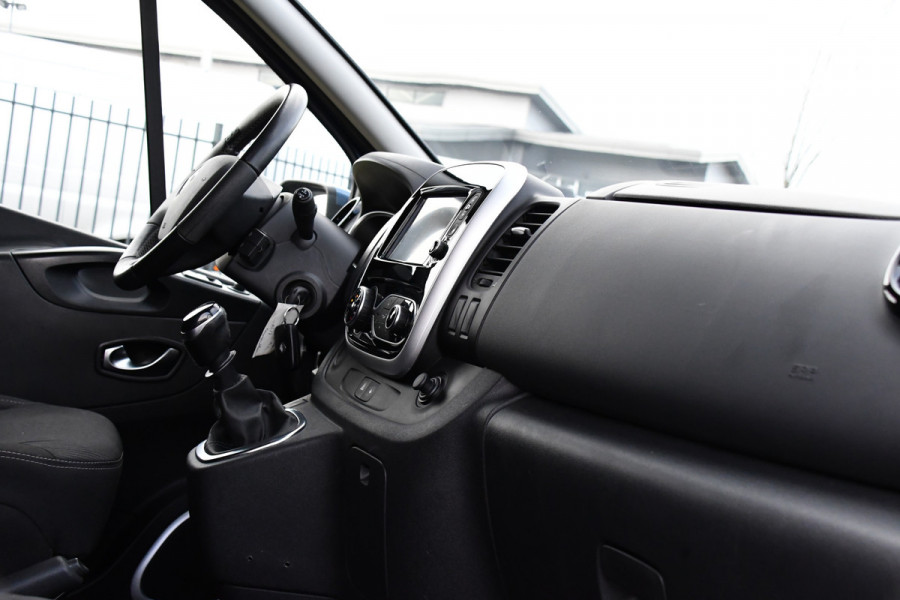 Renault Trafic 2.0 dCi 145 T29 L2H1 DC Luxe PB Edition Camera, Cruise, Carplay, Clima, 145pk, NAVI, Trekhaak, Multimedia, LED, Uniek!