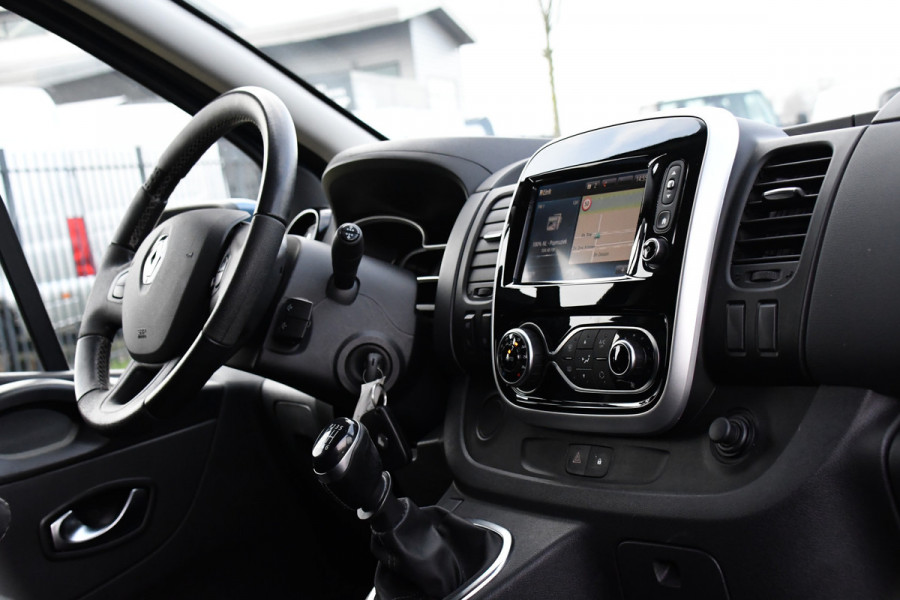 Renault Trafic 2.0 dCi 145 T29 L2H1 DC Luxe PB Edition Camera, Cruise, Carplay, Clima, 145pk, NAVI, Trekhaak, Multimedia, LED, Uniek!