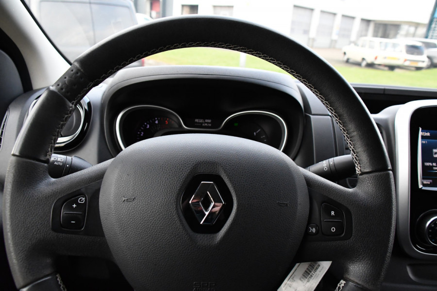 Renault Trafic 2.0 dCi 145 T29 L2H1 DC Luxe PB Edition Camera, Cruise, Carplay, Clima, 145pk, NAVI, Trekhaak, Multimedia, LED, Uniek!