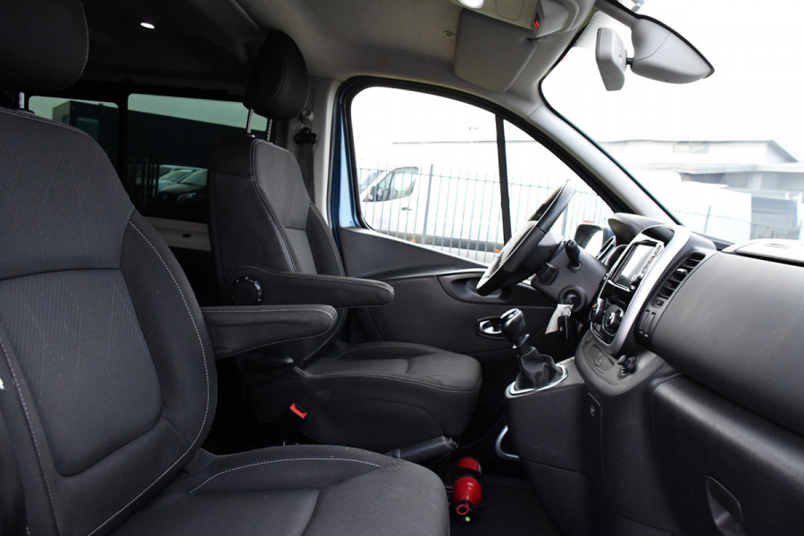 Renault Trafic 2.0 dCi 145 T29 L2H1 DC Luxe PB Edition Camera, Cruise, Carplay, Clima, 145pk, NAVI, Trekhaak, Multimedia, LED, Uniek!