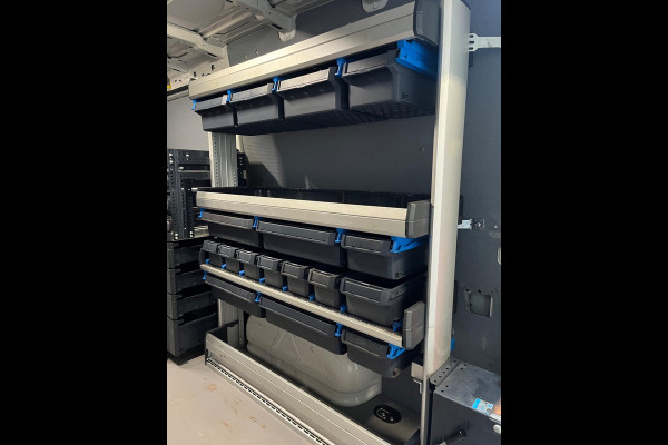 Volkswagen Crafter Automaat DSG Servicewagen 35 2.0 TDI 140pk euro6 L3H2 oude L2H1 Highline 3Persoons, Sortimo, RIJKLAARPRIJS