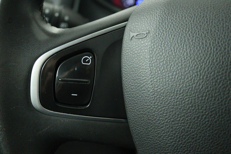 Renault Clio Estate 0.9 TCe Limited (TREKHAAK, NAVIGATIE, CAMERA, PARKEERSENSOREN, BLUETOOTH, CRUISE CONTROL)