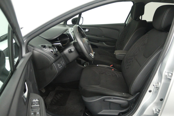 Renault Clio Estate 0.9 TCe Limited (TREKHAAK, NAVIGATIE, CAMERA, PARKEERSENSOREN, BLUETOOTH, CRUISE CONTROL)