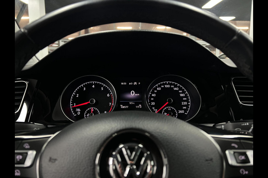 Volkswagen Golf 1.5 TSI R-Line | ACC | PDC | Carplay | LED |