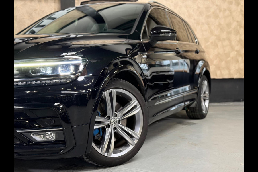 Volkswagen Tiguan 2.0 TSI 4Motion Highline Business R | Pano | Trekhaak | 360 Camera | Akrapovic | Leer | memory | Keyless