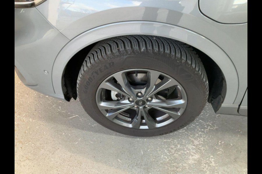 Ford Kuga 2.5 PHEV ST-Line | Panoramadak | Adaptive cruise control | Winter Pack | Elektrische achterklep | Achteruitrijcamera | Dodehoeksensoren | Head up Display