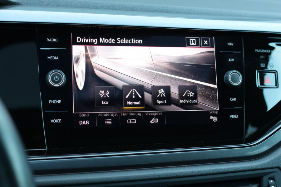 Volkswagen Polo 2.0 TSI GTI *Pano*DCC*Led*Camera*Keyless*