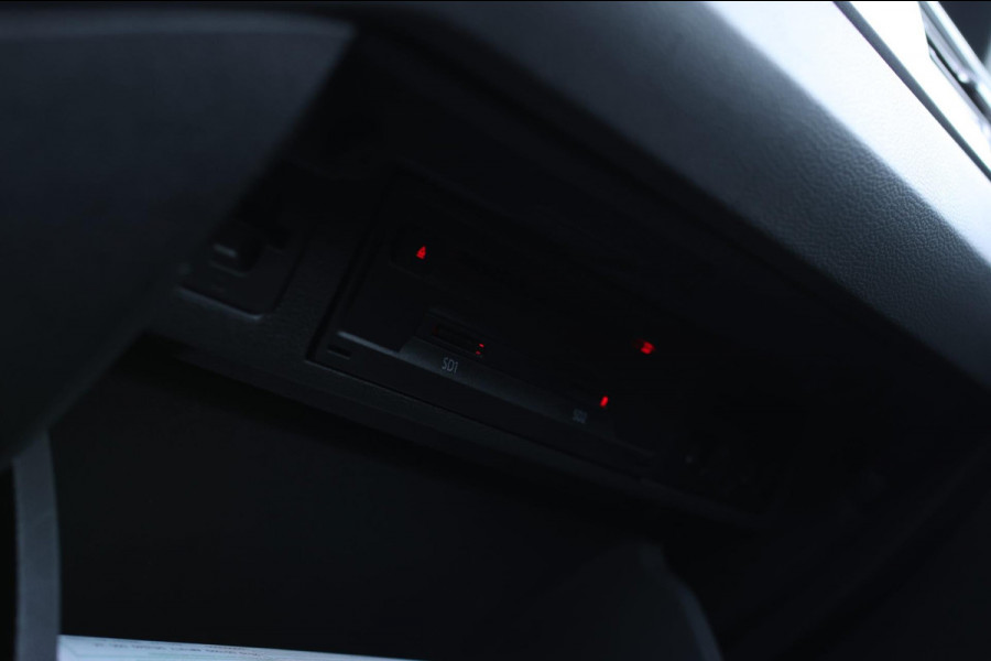 Volkswagen Polo 2.0 TSI GTI *Pano*DCC*Led*Camera*Keyless*