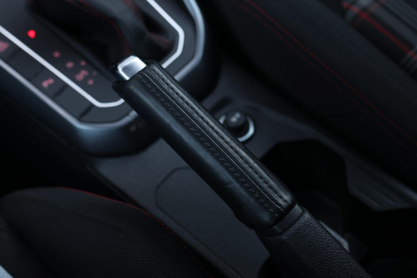 Volkswagen Polo 2.0 TSI GTI *Pano*DCC*Led*Camera*Keyless*