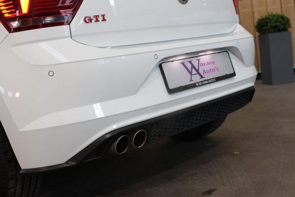 Volkswagen Polo 2.0 TSI GTI *Pano*DCC*Led*Camera*Keyless*