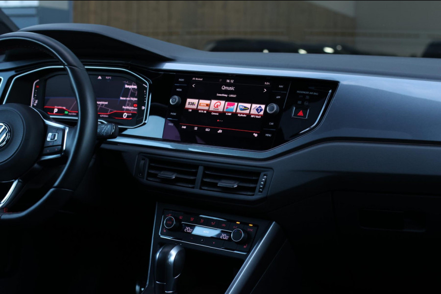 Volkswagen Polo 2.0 TSI GTI *Pano*DCC*Led*Camera*Keyless*