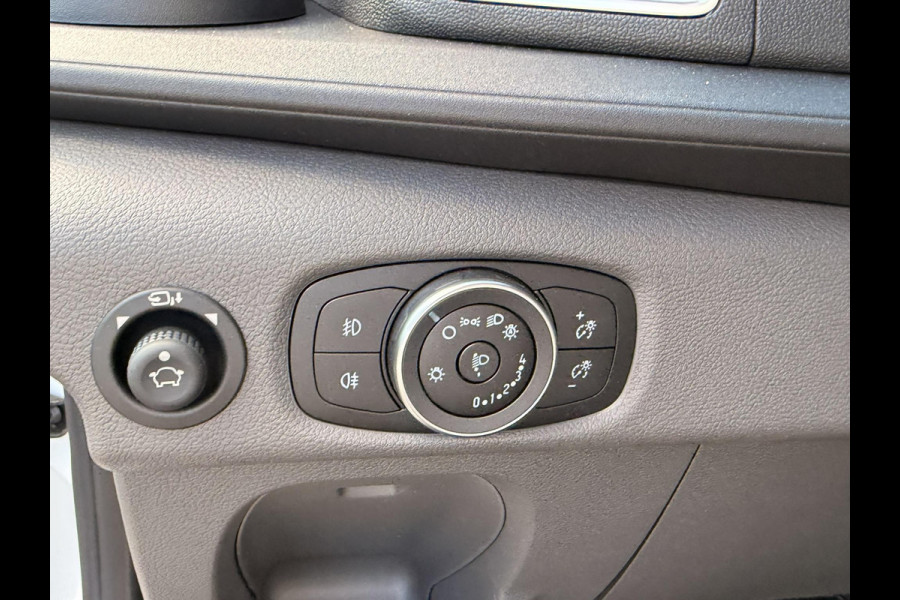 Ford Transit 350 2.0 TDCI L4H3 Trend RWD | SCI | 130pk | Navigatiesysteem SYNC4 | Stoelverwarming  | Elektrisch inklapbare buitenspiegels | Elektrisch verstelbare bestuurdersstoel | Passagiersairbag | Allweather banden | Laadruimte beschermingspakket | 150 watt/230V aansluitpunt tussen voorstoelen | Handmatige regeneratie roetfilter | Reservewiel | Centrale dubbele vergrendeling | LED Downlighter