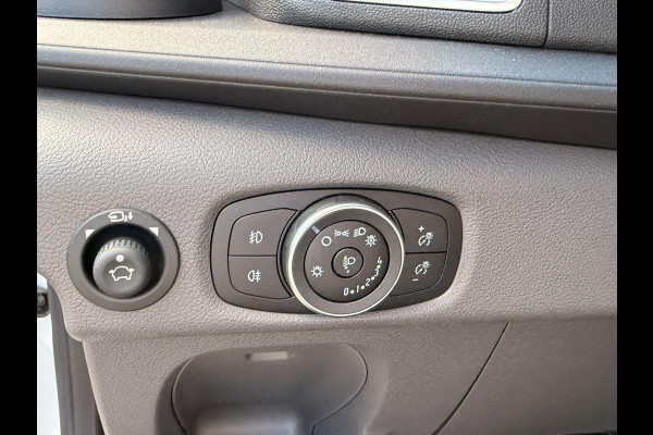 Ford Transit 350 2.0 TDCI L4H3 Trend RWD | SCI | 130pk | Navigatiesysteem SYNC4 | Stoelverwarming  | Elektrisch inklapbare buitenspiegels | Elektrisch verstelbare bestuurdersstoel | Passagiersairbag | Allweather banden | Laadruimte beschermingspakket | 150 watt/230V aansluitpunt tussen voorstoelen | Handmatige regeneratie roetfilter | Reservewiel | Centrale dubbele vergrendeling | LED Downlighter