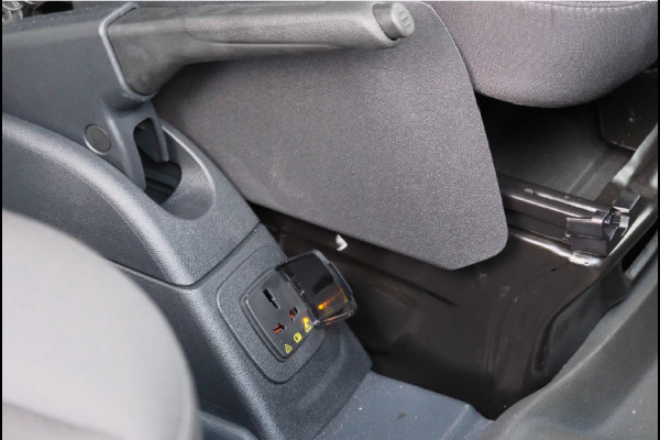 Ford Transit 350 2.0 TDCI L4H3 Trend RWD | SCI | 130pk | Navigatiesysteem SYNC4 | Stoelverwarming  | Elektrisch inklapbare buitenspiegels | Elektrisch verstelbare bestuurdersstoel | Passagiersairbag | Allweather banden | Laadruimte beschermingspakket | 150 watt/230V aansluitpunt tussen voorstoelen | Handmatige regeneratie roetfilter | Reservewiel | Centrale dubbele vergrendeling | LED Downlighter