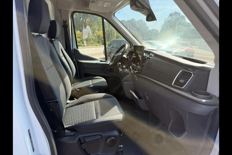 Ford Transit 350 2.0 TDCI L4H3 Trend RWD | SCI | 130pk | Navigatiesysteem SYNC4 | Stoelverwarming  | Elektrisch inklapbare buitenspiegels | Elektrisch verstelbare bestuurdersstoel | Passagiersairbag | Allweather banden | Laadruimte beschermingspakket | 150 watt/230V aansluitpunt tussen voorstoelen | Handmatige regeneratie roetfilter | Reservewiel | Centrale dubbele vergrendeling | LED Downlighter