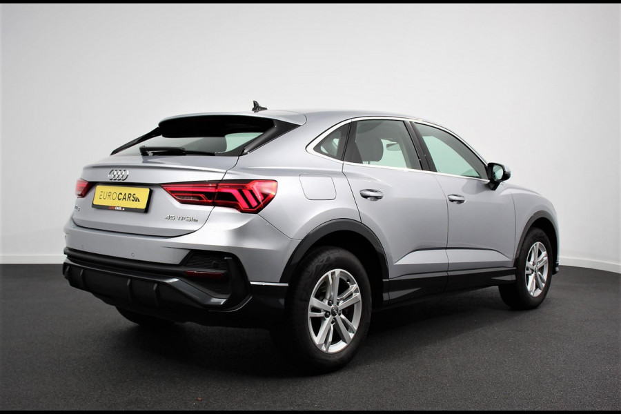 Audi Q3 Sportback 45 TFSI Attitude Plus PHEV 245 PK | Climatronic | Adaptive Cruise control | PDC V + A | Navigatie | Elektrische Kofferbak | Lichtmetalen Velgen