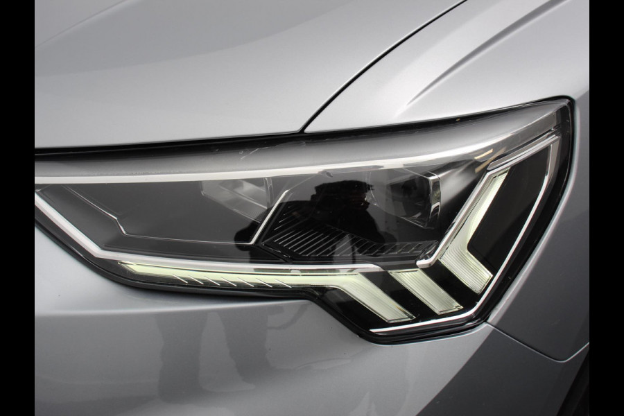 Audi Q3 Sportback 45 TFSI Attitude Plus PHEV 245 PK | Climatronic | Adaptive Cruise control | PDC V + A | Navigatie | Elektrische Kofferbak | Lichtmetalen Velgen