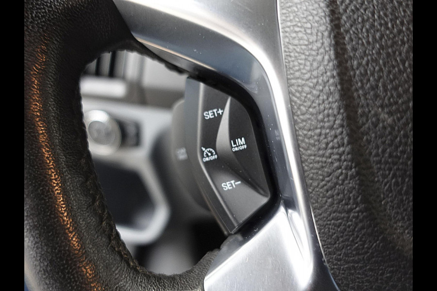 Ford Transit 130pk L3H2 Dubbele Cabine 6-Zits Airco Cruise control Trekhaak Imperiaal Euro6