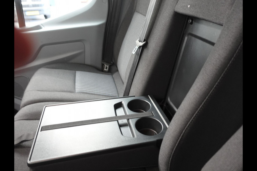 Ford Transit 130pk L3H2 Dubbele Cabine 6-Zits Airco Cruise control Trekhaak Imperiaal Euro6