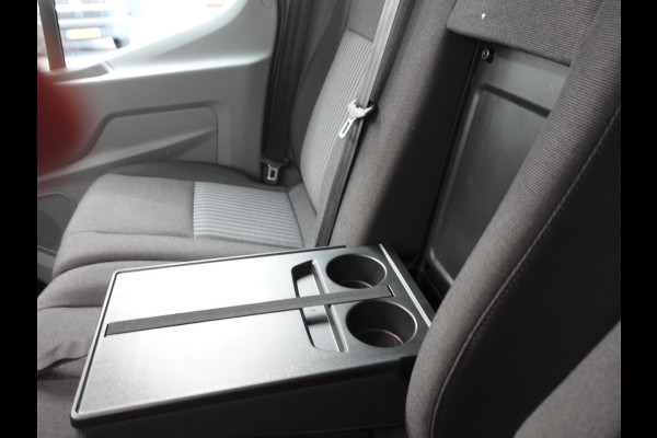 Ford Transit 130pk L3H2 Dubbele Cabine 6-Zits Airco Cruise control Trekhaak Imperiaal Euro6