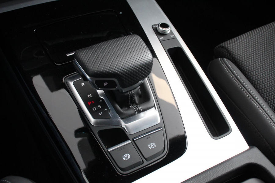 Audi Q5 Sportback 50 TFSI e S Edition S-Tronic Plug in Hybrid DEMO! Navigatie Climate Control Camera Adaptive Cruise Control Elektrische Achterklep Led Matrix Stoelverwarming