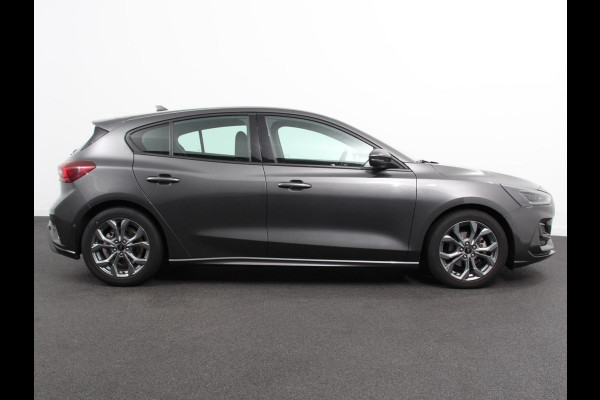 Ford Focus 1.0 125 PK Hybrid ST Line Groot Scherm! Navigatie Climate Control Led Dab Camera Parkeer sensoren Cruise Control Lichtmetalen velgen Prijs Incl. BOVAG Garantie